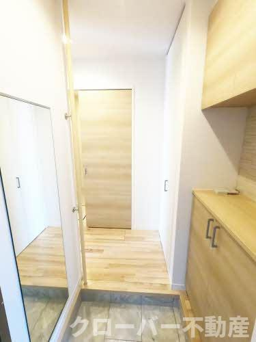プロヌーブ林町の玄関