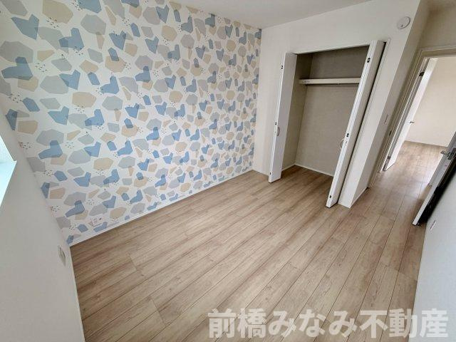 【新築】前橋市光が丘町　B号棟(全２棟)　ハートフルタウン　新築建売分譲の洋室|明るい洋室です