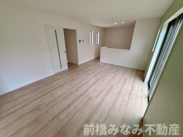 【新築】前橋市上新田町　限定１棟　ハートフルタウン　新築建売の居間・リビング|リビングです