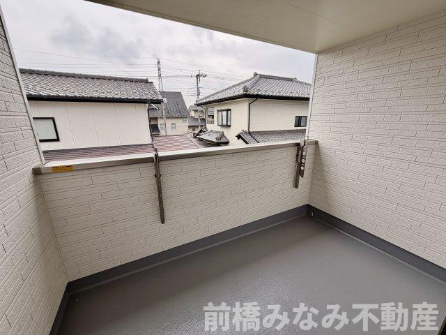 【新築】前橋市上新田町　限定１棟　ハートフルタウン　新築建売のバルコニー|暖かな日差しのふりそそぐバルコニー