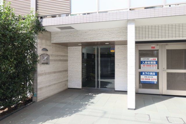 プレール・ドゥーク池袋のエントランス