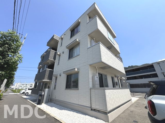 エル・ソル南庄町の駐車場