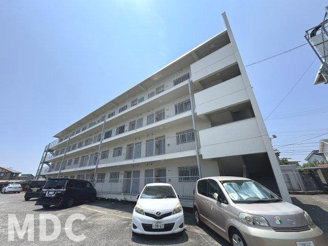 徳島市北沖洲２丁目の賃貸マンションの駐車場