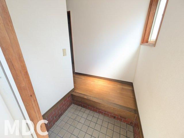 三木戸建の玄関