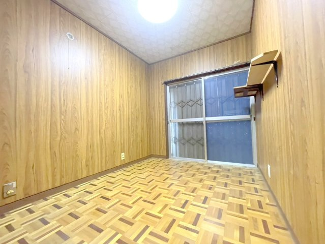 松原市北新町４丁目の中古一戸建の玄関