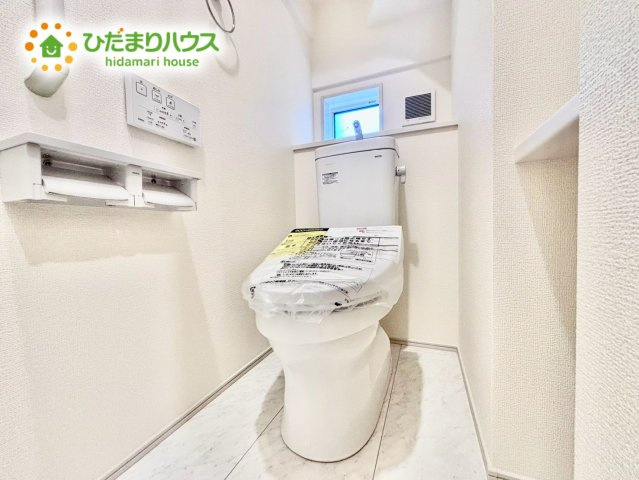 上尾市井戸木3丁目　新築戸建　ブルーミング01のトイレ
