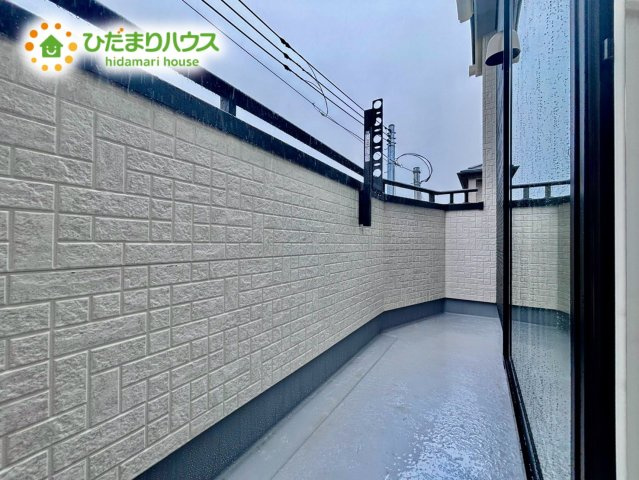 上尾市井戸木3丁目　新築戸建　ブルーミング01のバルコニー