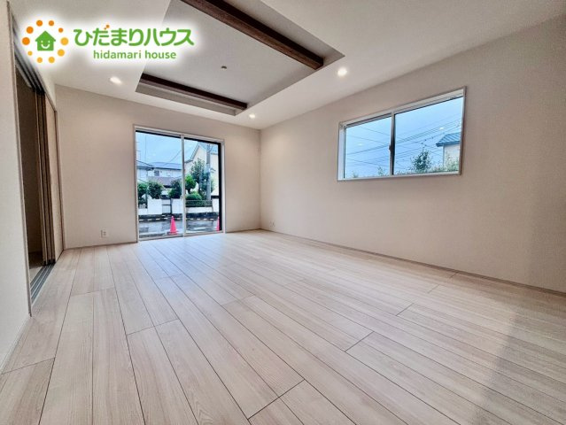 上尾市井戸木3丁目　新築戸建　ブルーミング01の居間・リビング|LDK：17帖