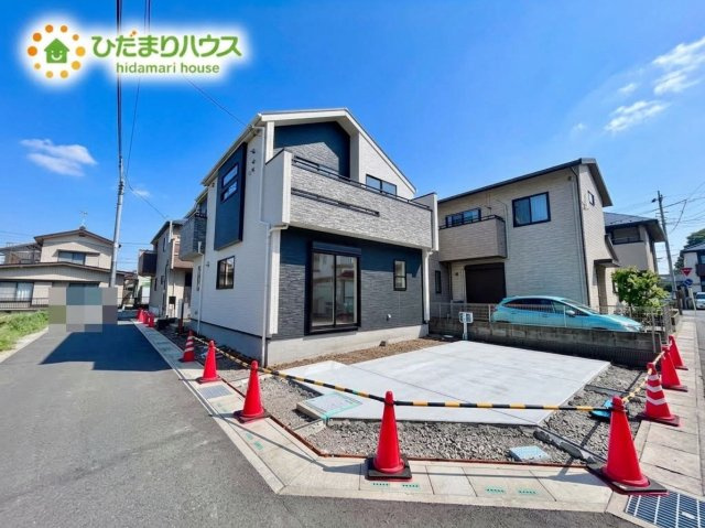 上尾市井戸木3丁目　新築戸建　ブルーミング01の外観|9/21撮影
※空は加工しています
