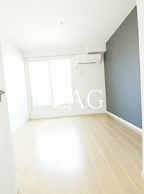 【居間・リビング】 | Ｐａｒｋ　Ｈｉｌｌｓ三軒茶屋 | 洋室のお部屋です。