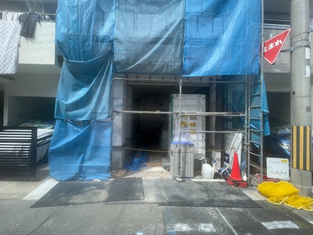 【前面道路含む現地写真】の画像