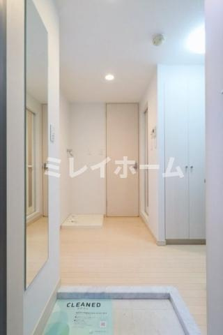 アヴィニティー品川戸越の玄関