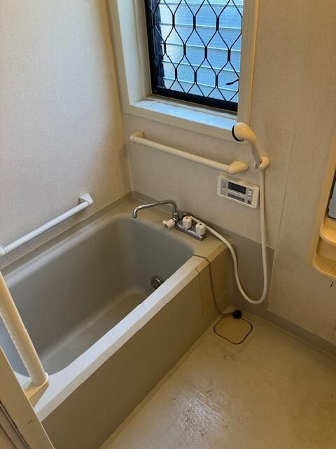 巣鴨戸建の浴室