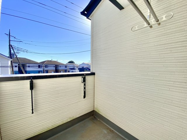 【中古戸建】前橋市青柳町のバルコニー|■バルコニー｜空が見える広々としたバルコニー♪家族で星空観賞ができて夜が楽しみになりますね☆