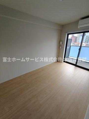 サザンネスト住ノ江駅前の居間・リビング