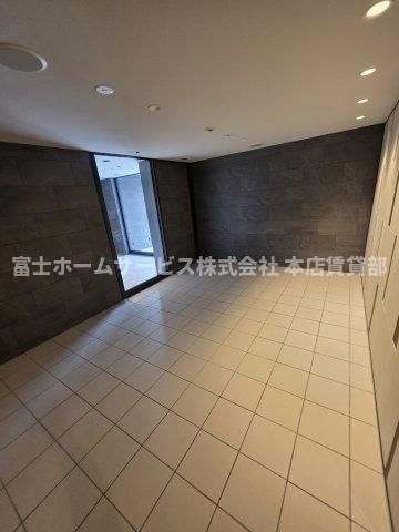 サザンネスト住ノ江駅前のロビー