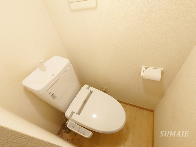 エクセル十条のトイレ|温水洗浄機能付きトイレです☆
