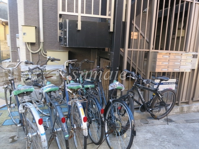 エクセル十条のその他|自転車はこちらに置かれていますね☆