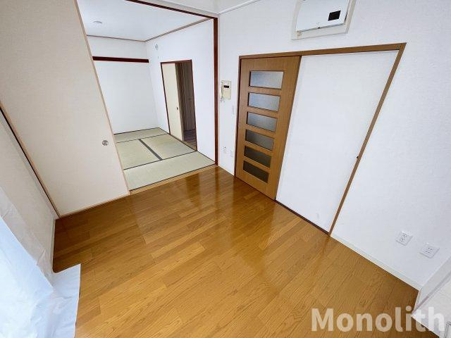 鶴山台45号棟の内装