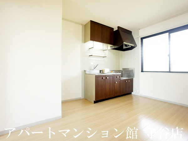シルキーハイツの居間・リビング