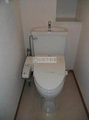 新宿区西落合２丁目の賃貸マンションのトイレ