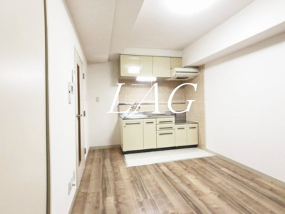 【居間・リビング】 | アール・エム・ビル | 洋室のお部屋です。