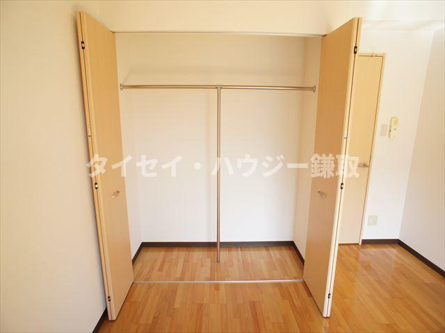 カムフォート登戸Ⅱの収納|幅のあるクローゼット♪