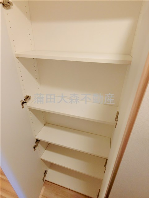 ルフォンプログレ糀谷の設備|玄関収納　シューズボックス