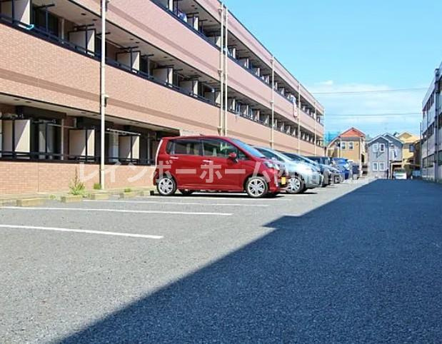 ピアノの駐車場
