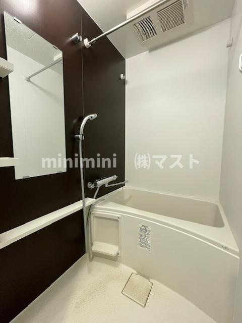 レジュールアッシュOSAKA今里駅前の浴室