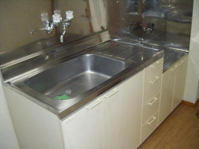 ライトハウスＡ・B棟のキッチン|2口コンロ設置可能