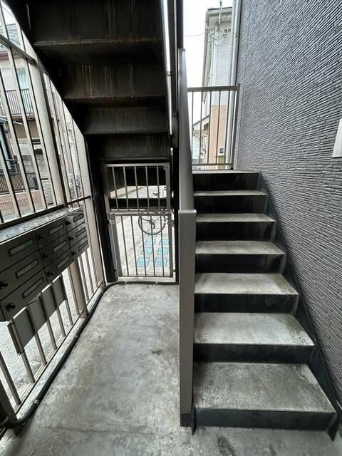エクセル十条のロビー