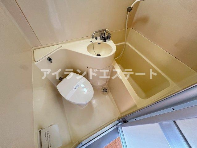 10FLATS　駅近　ペット相談　室内洗濯機置場　敷金・礼金0の浴室
