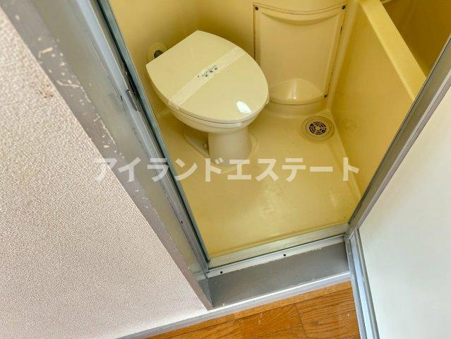 10FLATS　駅近　ペット相談　室内洗濯機置場　敷金・礼金0のトイレ