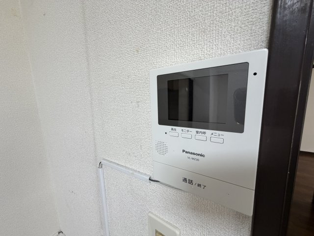 我孫子市布佐平和台駅前マンションウイングB棟309号の設備|モニター付きインターホン