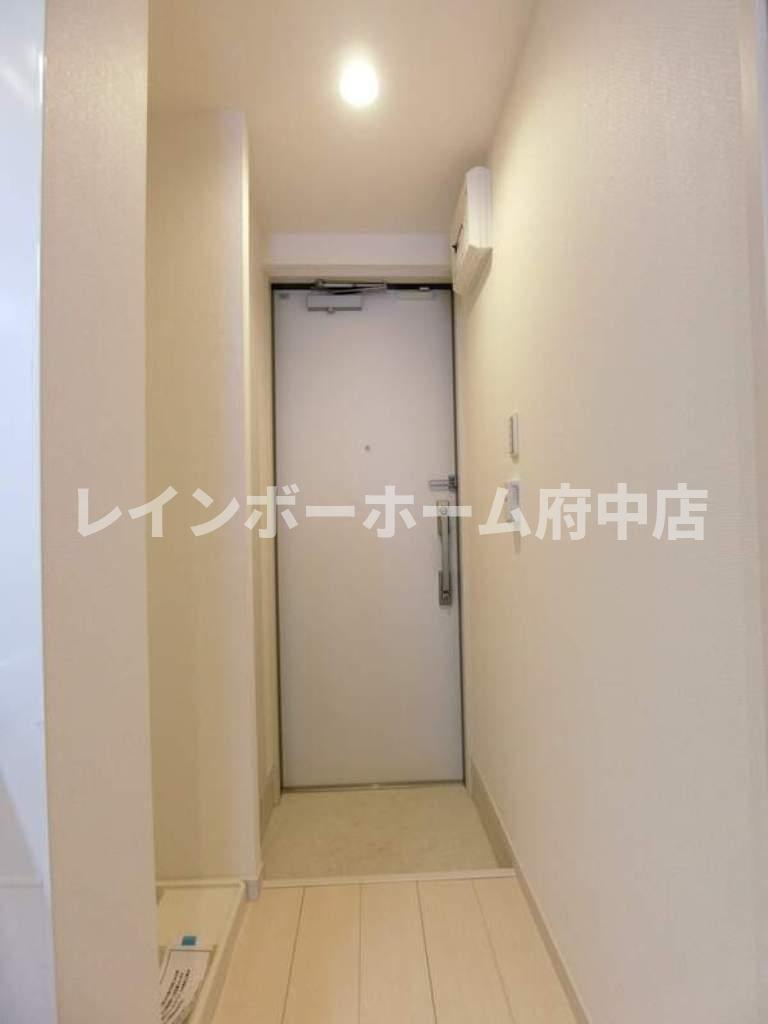 リブリ・小門の玄関