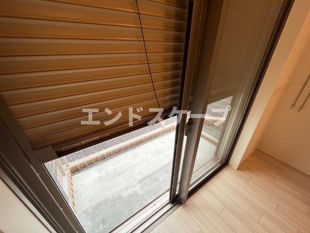 さくら・ガーデンの内装|シャッター
高崎、前橋のお部屋探しはエンドスケープまで！お客様の理想お聞かせ下さい♪