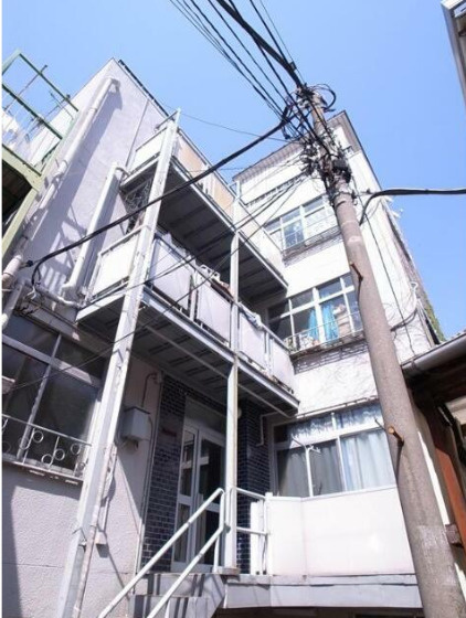 中野区野方１丁目の賃貸マンションの外観