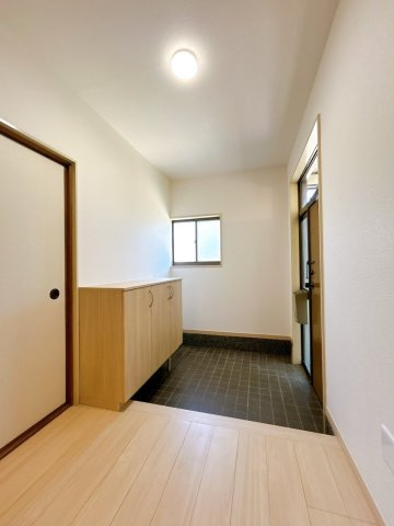 宇土市境目町の中古一戸建の玄関