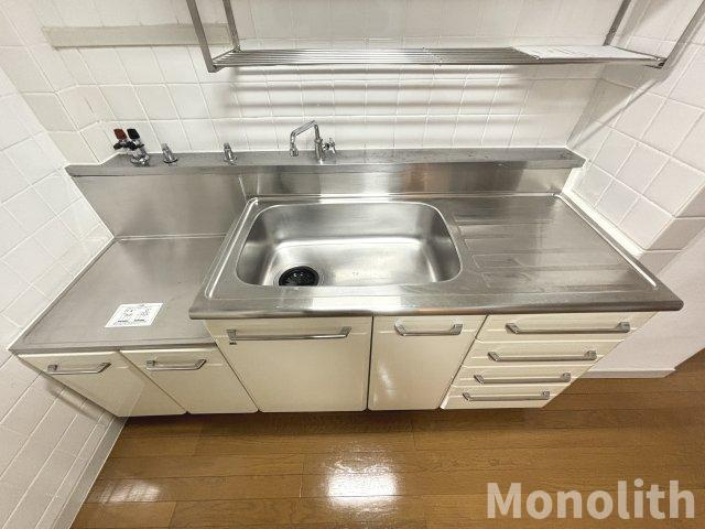 鶴山台1号棟のキッチン