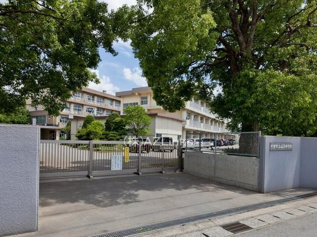 千葉市若葉区西都賀５丁目の周辺|山王中学校