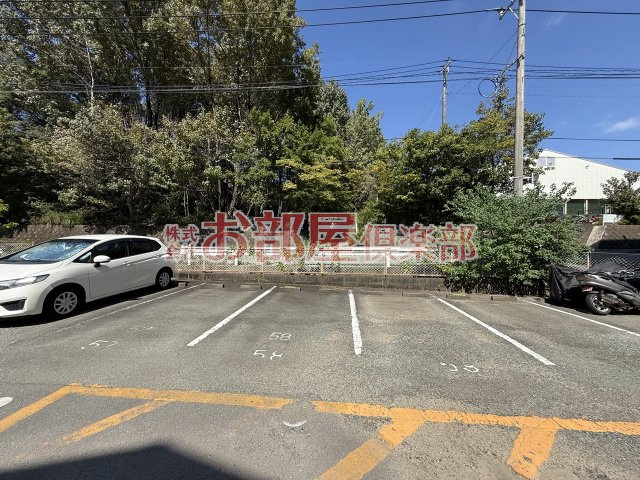 グリーンパークゆのそDの駐車場