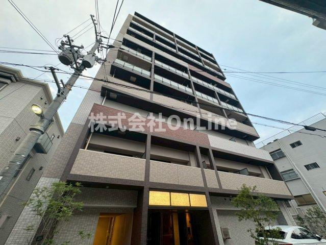 シャテーニュ上本町の外観