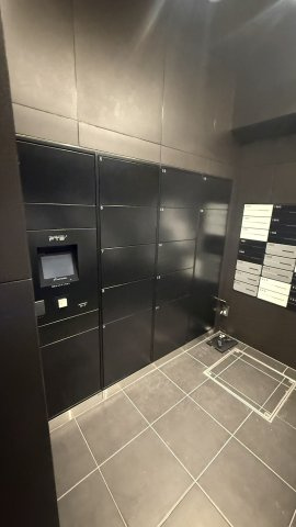 クラリティア入谷のエントランス