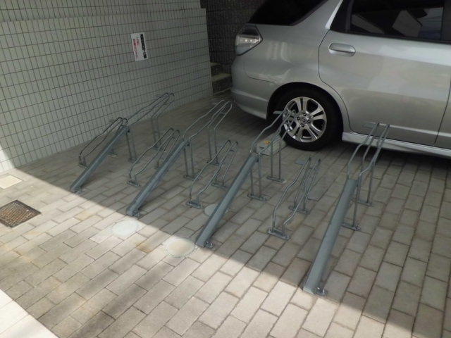アルユータ六甲道の駐車場|駐輪場