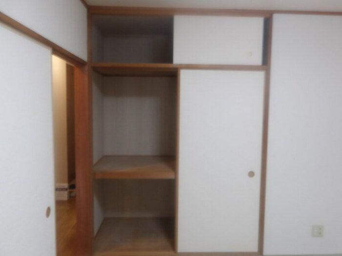 ルーチェ緑が丘Aの収納