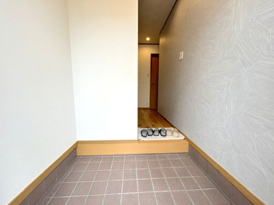 【玄関】 | 寝屋川市松屋町 戸建