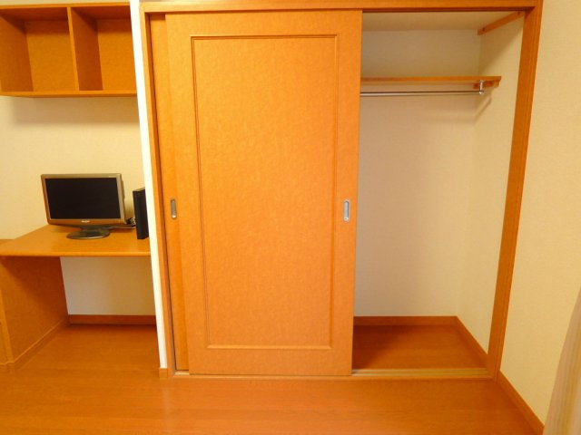 レオパレスルーチェⅡの収納|たくさん収納できます☆