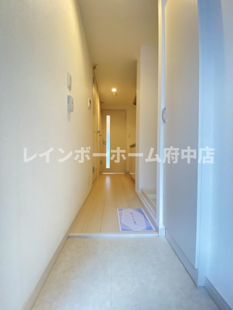 リブリ・学園東町の玄関