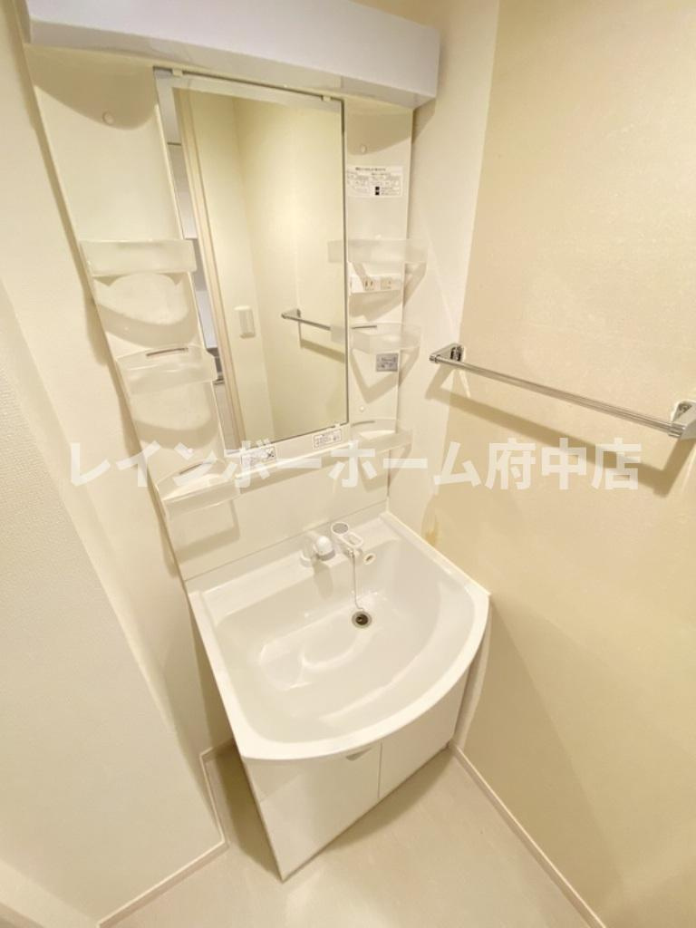 リブリ・学園東町の独立洗面台